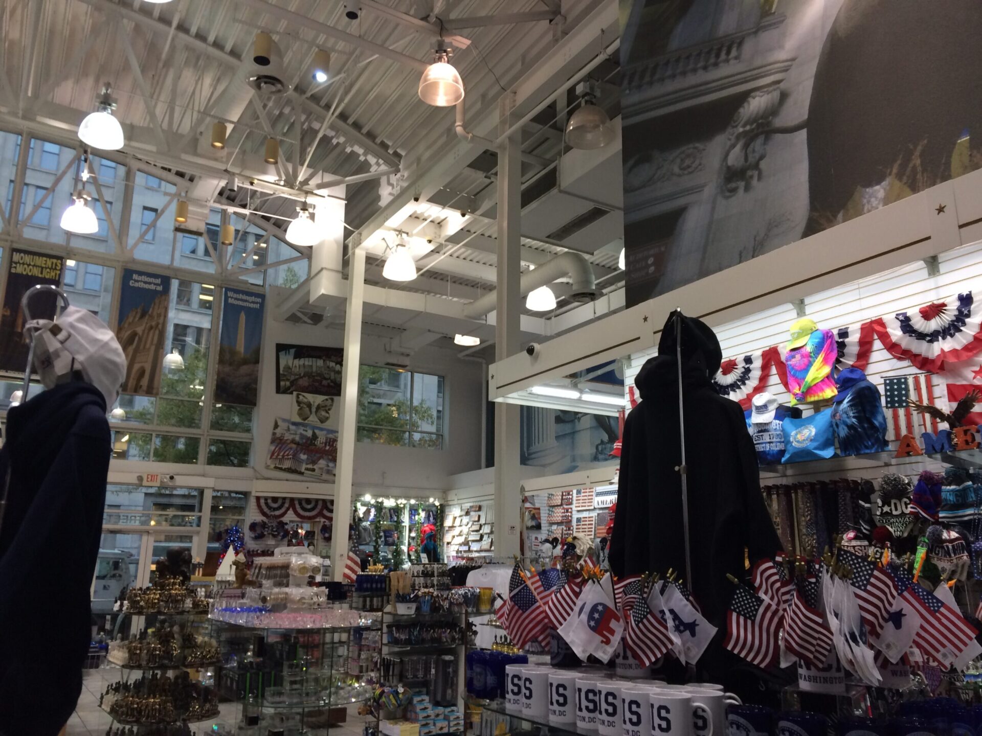 ワシントン・ウェルカムセンターの店内の様子