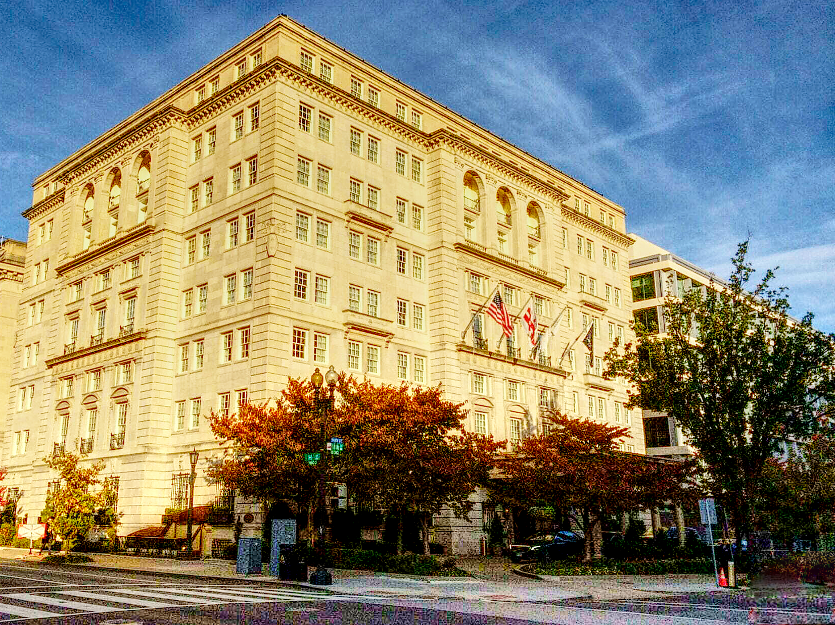 ヘイ・アダムス